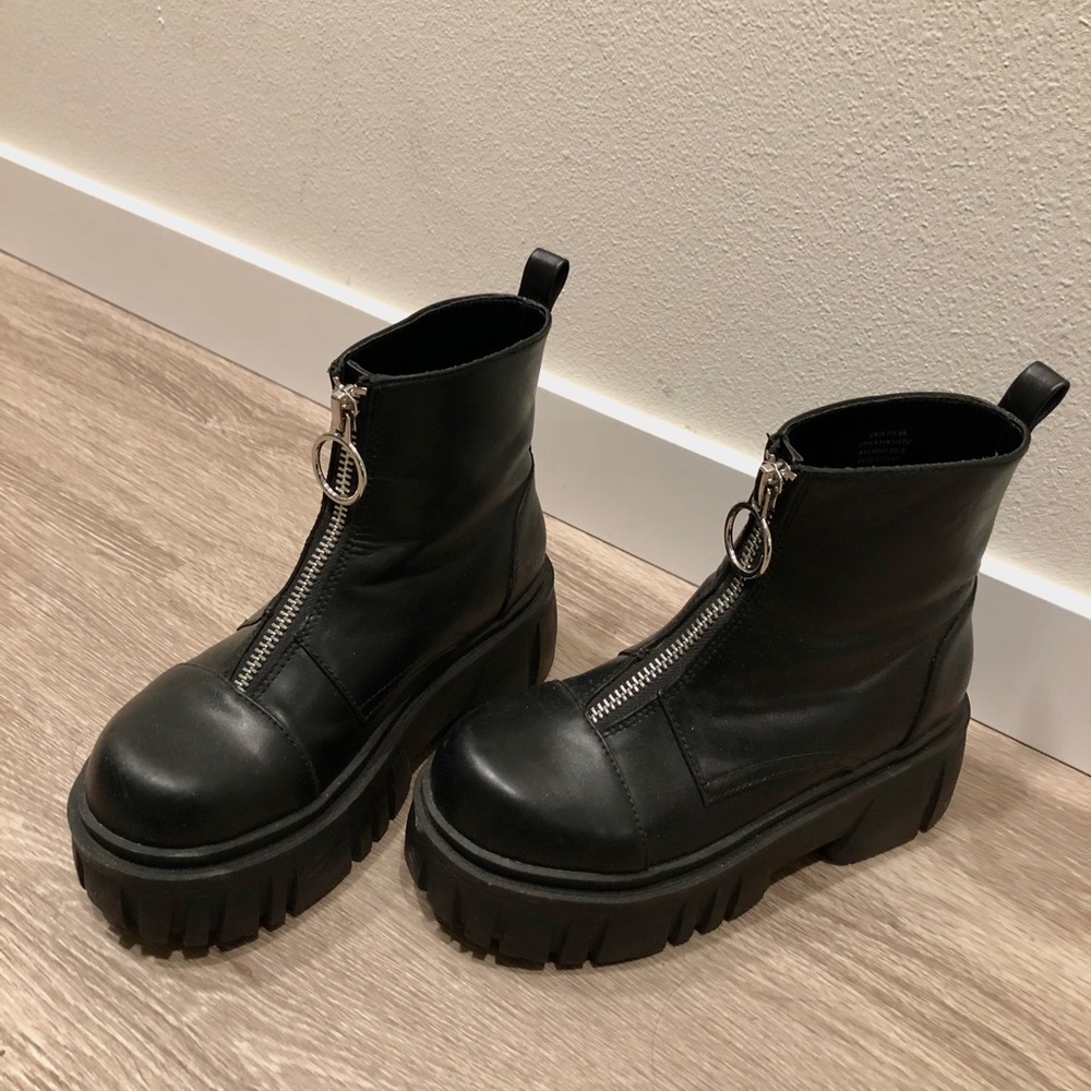 Dolls Kill Chunky Platform Boot